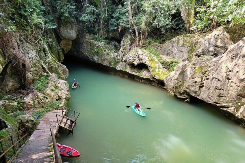 6-Hour Private 7 Miles Cave Kayaking Experience in Belize