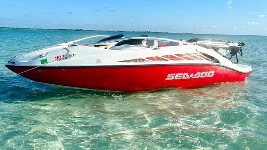 5-Hour Guided Jetboat Tour to Secret Beach, San Pedro, Belize.