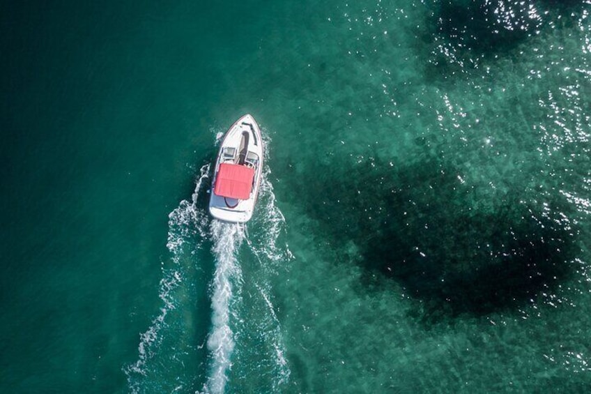 5-Hour Guided Jetboat Tour to Secret Beach, San Pedro, Belize.