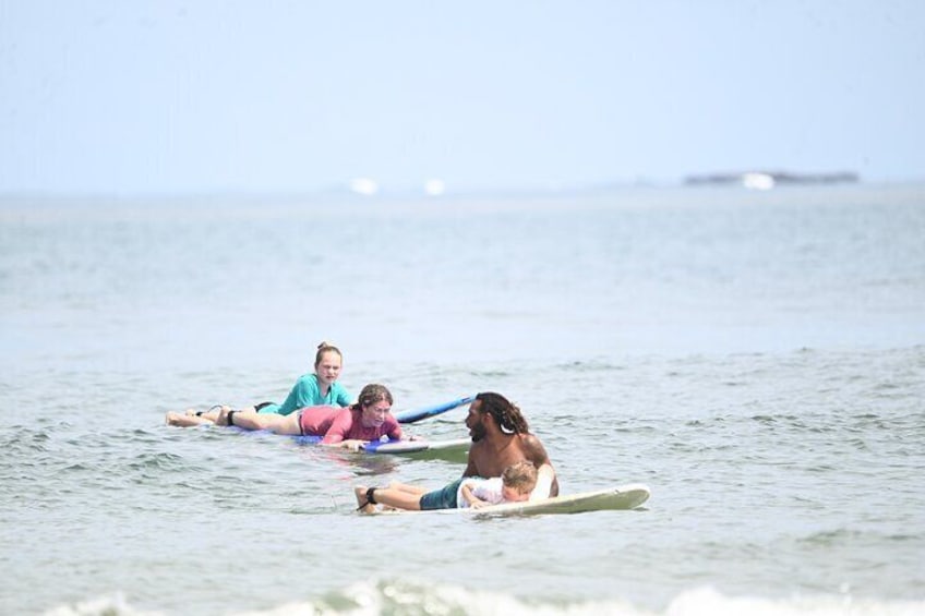 Private Surf Lesson with Local Professionals in Tamarindo Beach