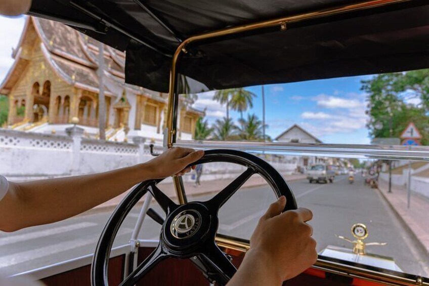 Luang Prabang City Sightseeing Tour by Vintage EV