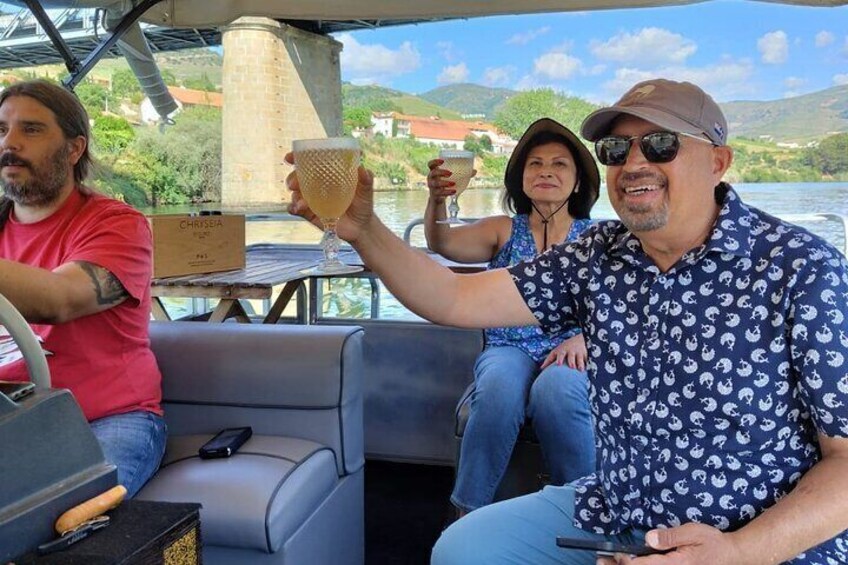 Porto: Private Douro Valley Wine Tour, Lunch & Cruise