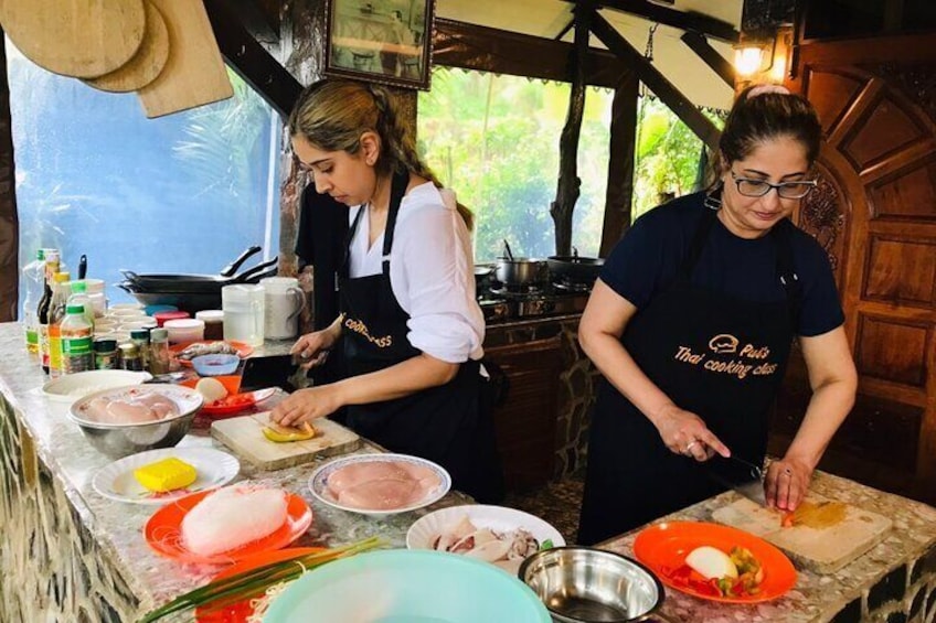 Half-Day Cooking Class and Ingredient Hunt from Khao Lak