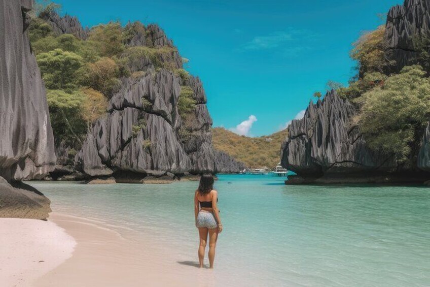 Phi Phi Islands with Seaview Lunch Premium by EXPLERA