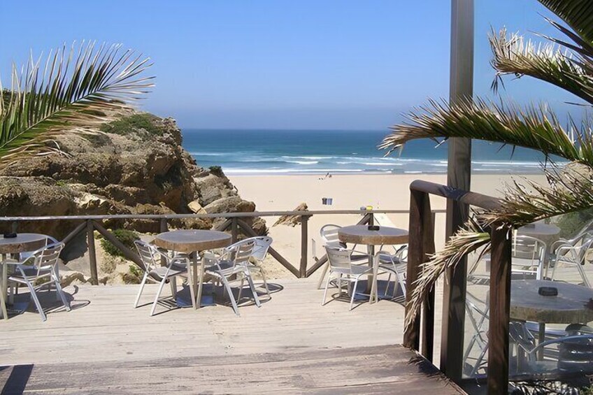 Private Paradise Beaches and Famous Beach Bars Tour in Lisbon