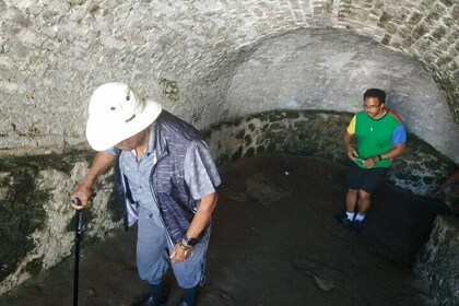 Immersive Ghana Slave History Day Tour in Cape Coast & Elmina