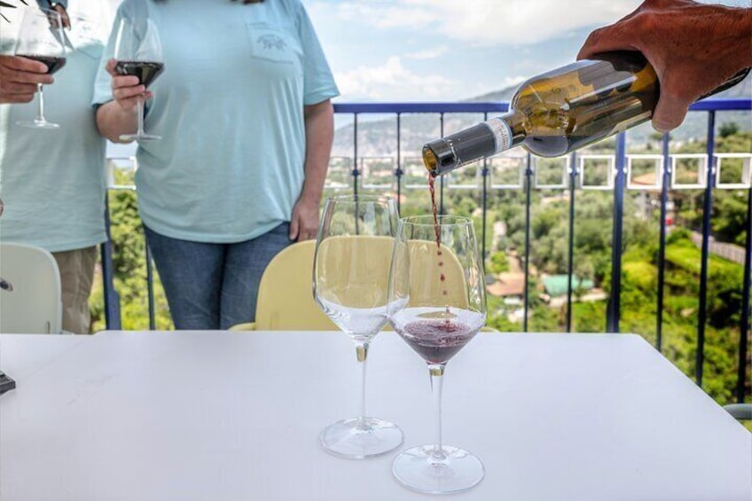 5 Wine Tastings with Typical Products in Sorrento Coast