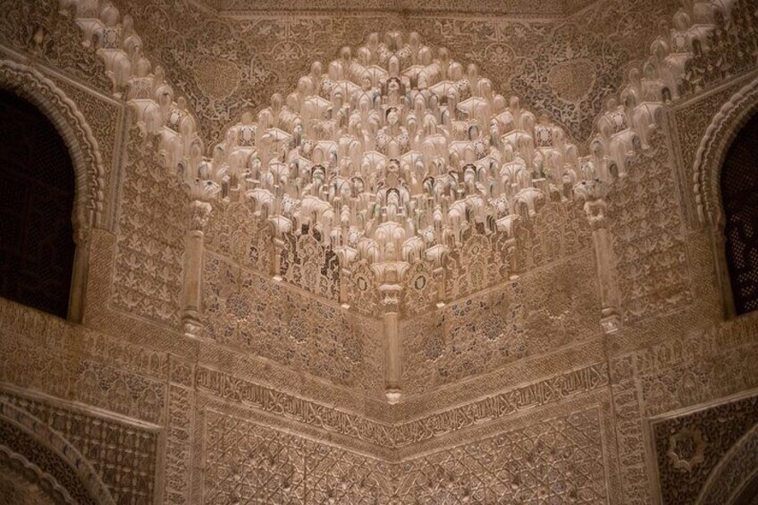 Muqarnas in the Two Sisters Hall