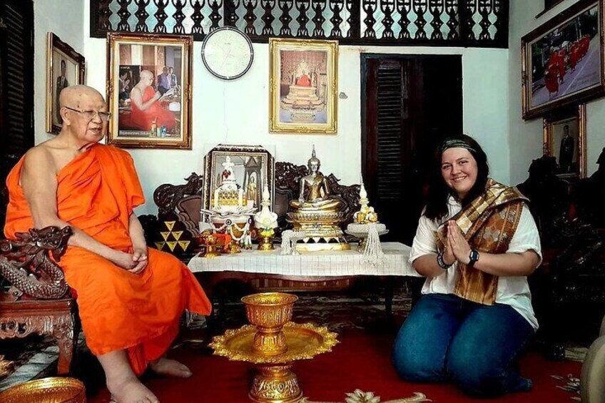 Luang Prabang Foodie Walking Tour and Monk Blessing
