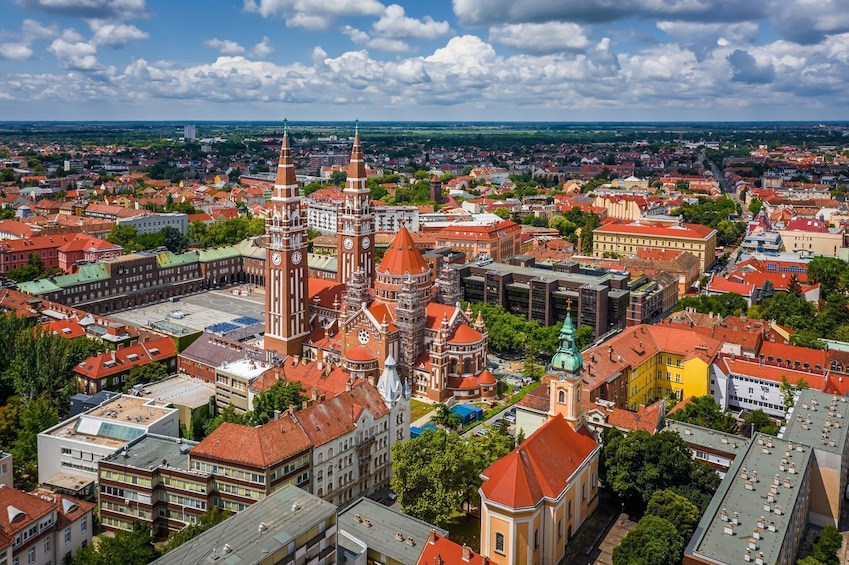 Szeged In-App Audio Tour: Exploring the Hungarian Gem