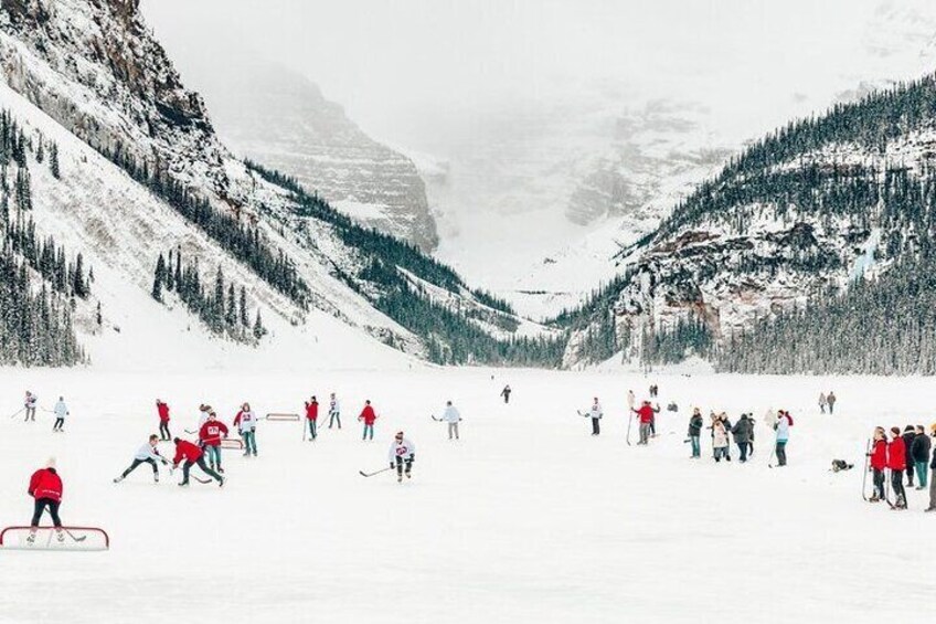 Explore Banff’s Wonders: Lake Louise, Moraine Lake, and Beyond