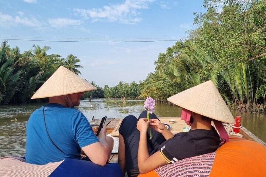 Mekong relaxing boat cruise through quiet canal (1.5HRS)