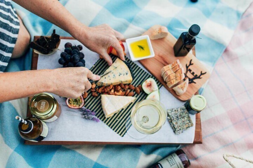 Gourmet Mystery Picnic Experience in Matakana