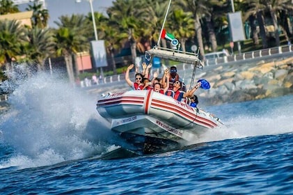 90-minütige Schnellboottour in der Dubai Marina