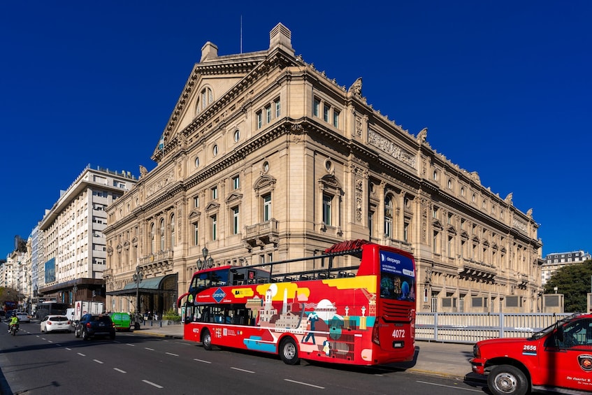 Buenos Aires by boat: Hop-on Hop-off 24 h + Navigation