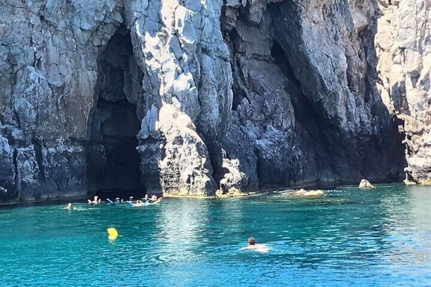 4 Hour Beach Tour with Meal and Unlimited Drinks in Rhodes
