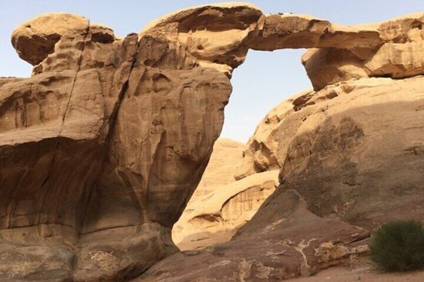 2 Hour Jeep Tour (Morning or Sunset) Wadi Rum Desert Highlights