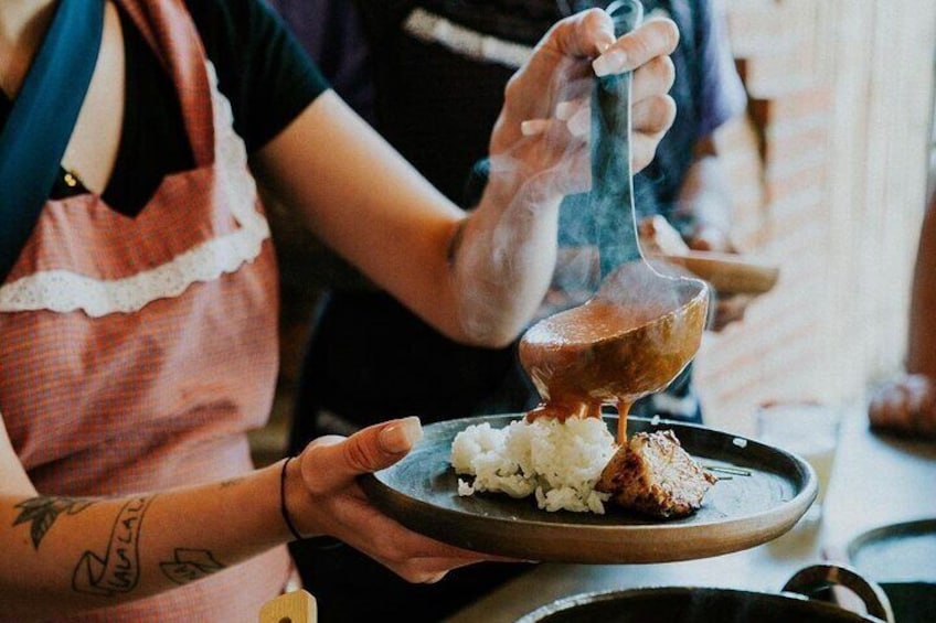 Traditional Oaxacan Cooking Class (includes transportation)