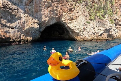 Half Day Guided Boat tour to Mala caves with stop in Villefranche