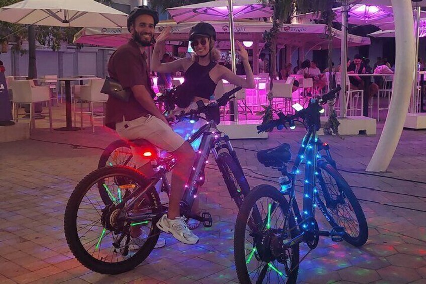 Twilight Neon Glow E-Bike Bliss Tour in Oranjestad and Coastal 