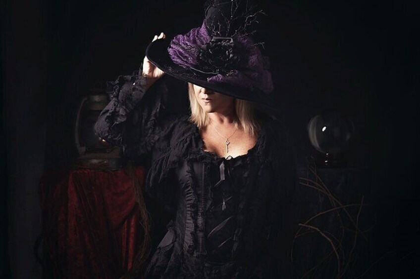 Witches Coven Walking Tour in New Orleans