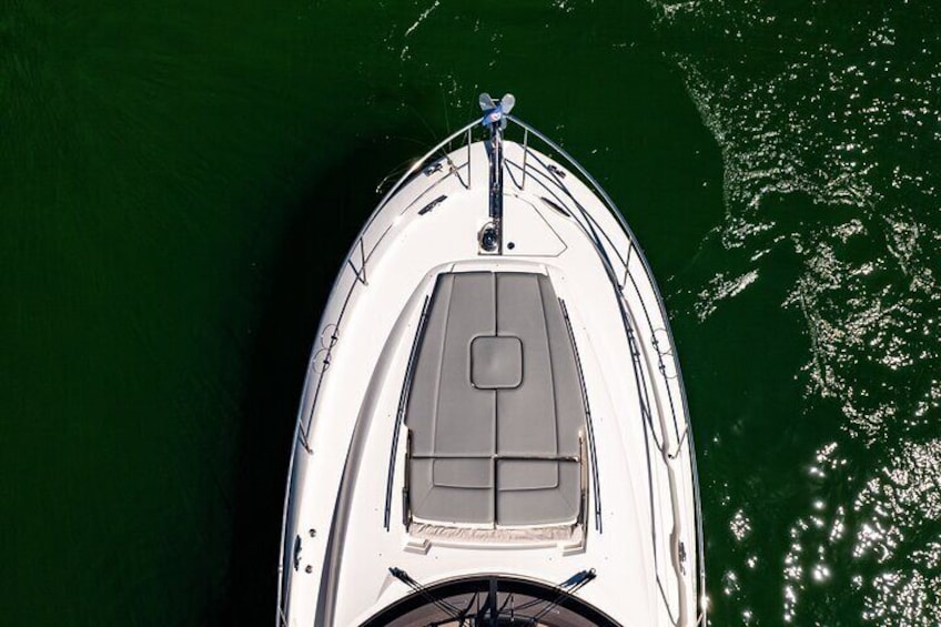 52-feet All Inclusive Flybridge Yacht Rental in Miami