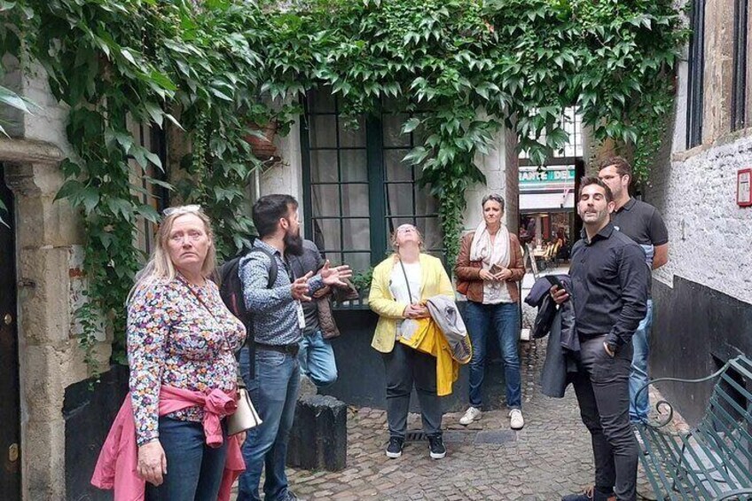 2-Hour Private Walking Tour in Antwerp 