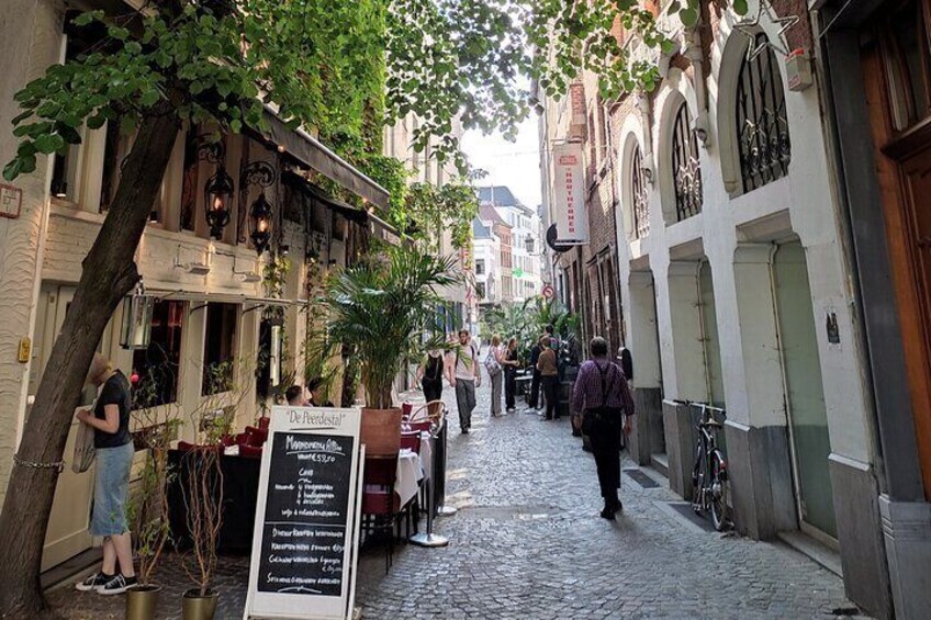 2-Hour Private Walking Tour in Antwerp 