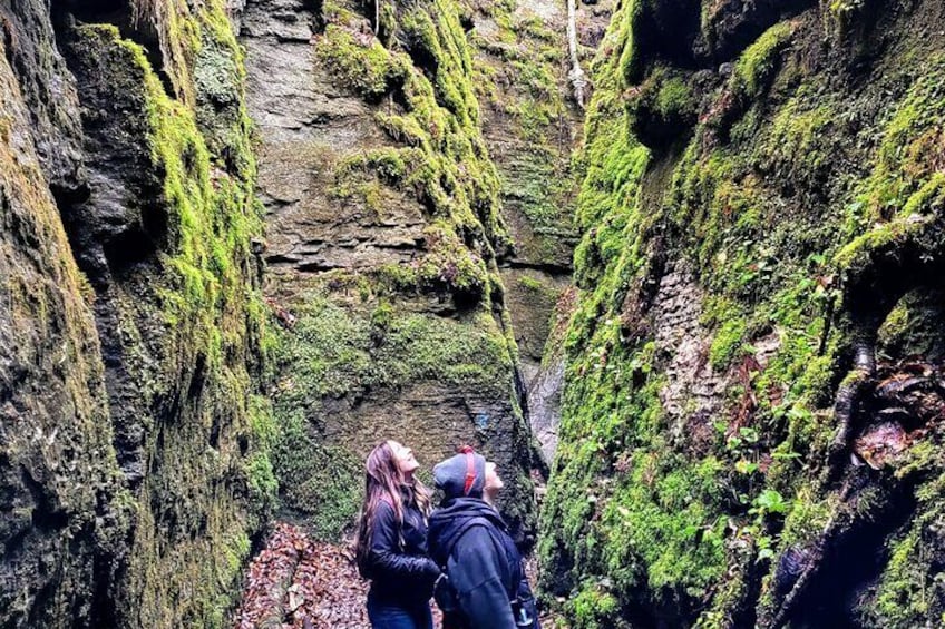 Private Singhampton Caves Hiking Tour, Collingwood/Blue Mountain