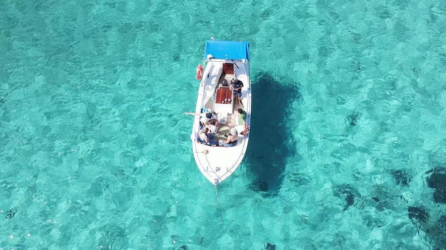 From Porto Rotondo: boat tour to Porto Cervo & Golfo Aranci