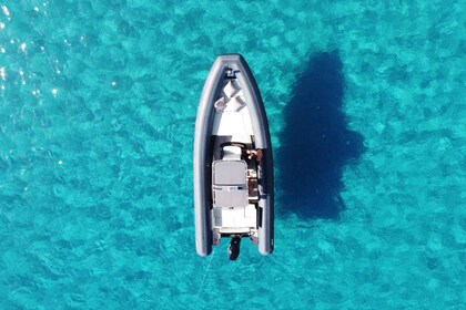Villasimius: maxi RIB tour, 3 swim stops and snorkeling