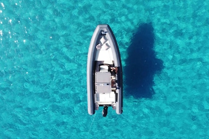 Villasimius: maxi RIB tour, 3 swim stops and snorkeling