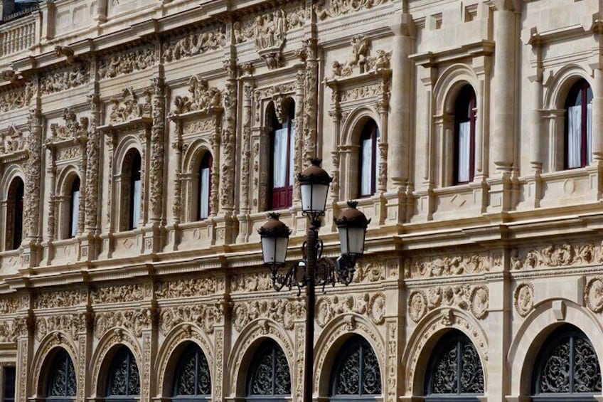 Private Monumental Walking Tour in Seville