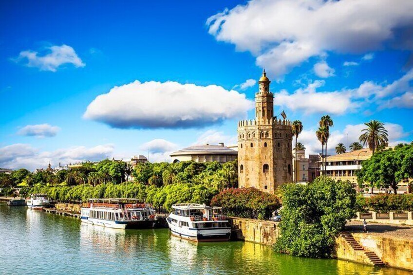 Private Monumental Walking Tour in Seville