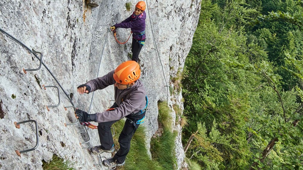 Picture 4 for Activity Monteleone Rocca Doria: Via Ferrata della Regina