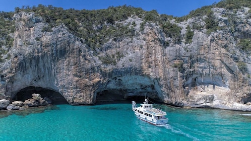 From Cala Gonone: Orosei Gulf Cruise with Stops