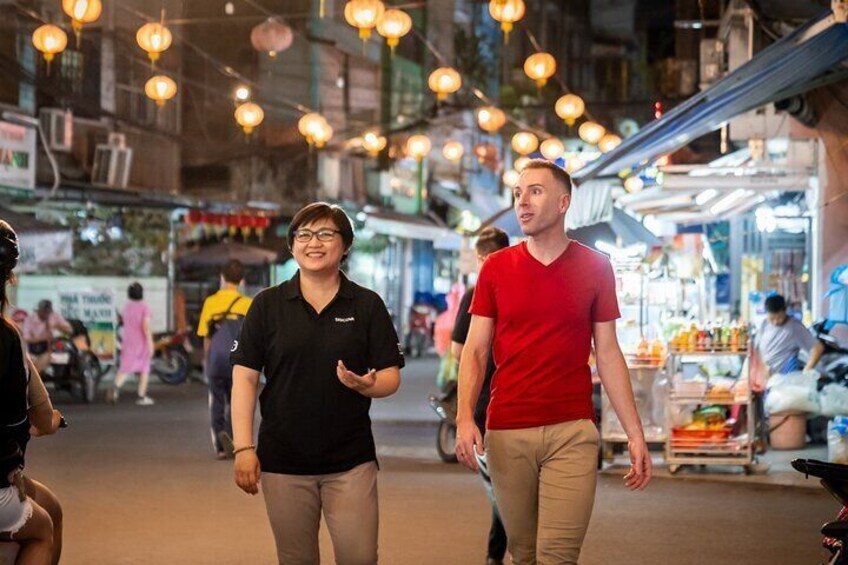 Saigon Evening Street Food Tour with a Real Foodie