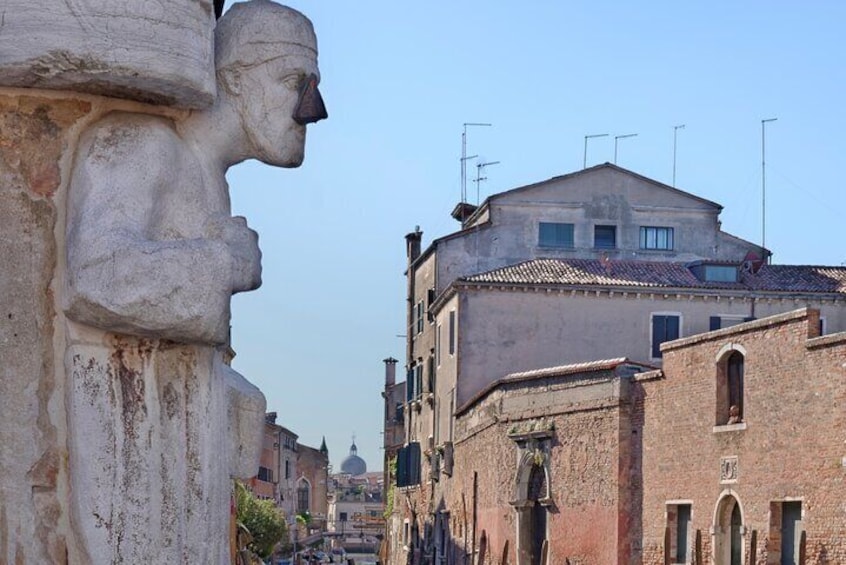 Venice Cannaregio Scavenger Hunt and Sights Self-Guided Tour