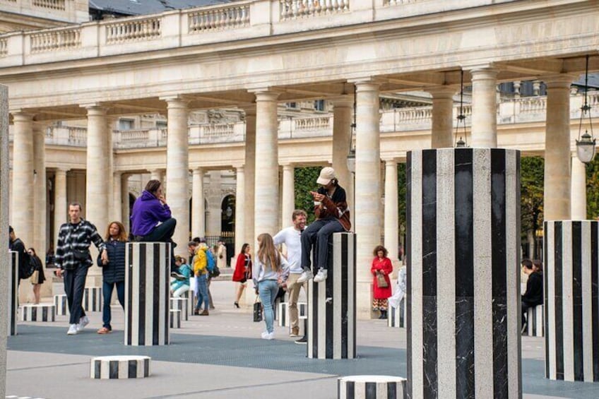 Shared Guided Tour on the Parisian Passageways