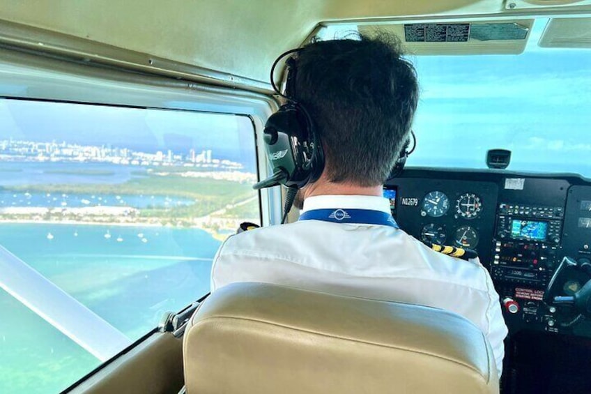 Miami Beach: Luxury Plane Tour with Free Champagne