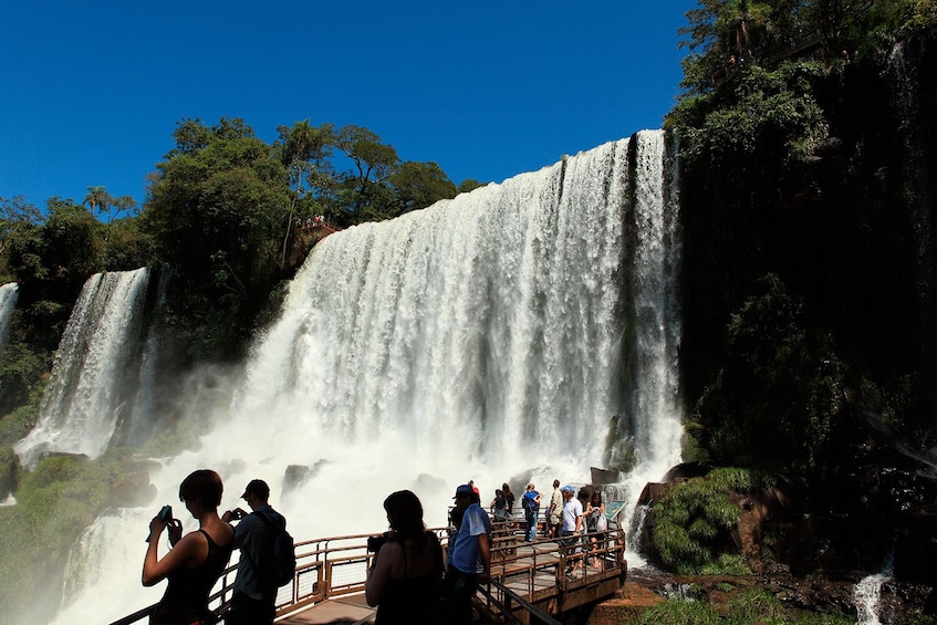  Argentine and Brazilian Falls with Great Adventure and Iguazú Airport Tran