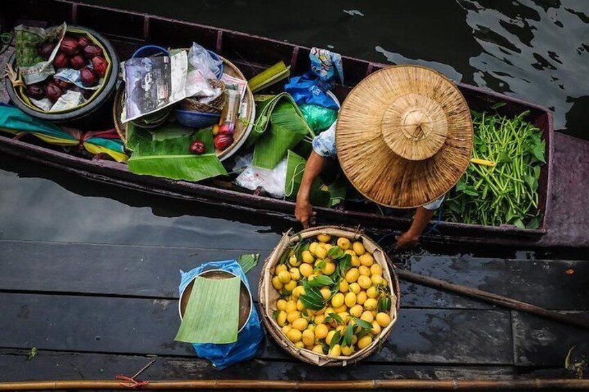 VIP Private Tour 
Damnoen Saduak+ Amphawa + Mae Klong Railway