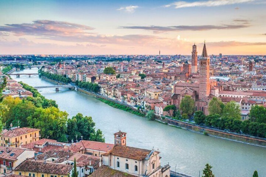 Full Day Private Tour of Verona and Lake Garda