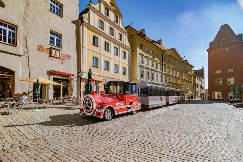 Picture 2 for Activity Regensburg: Sightseeing Train Tour