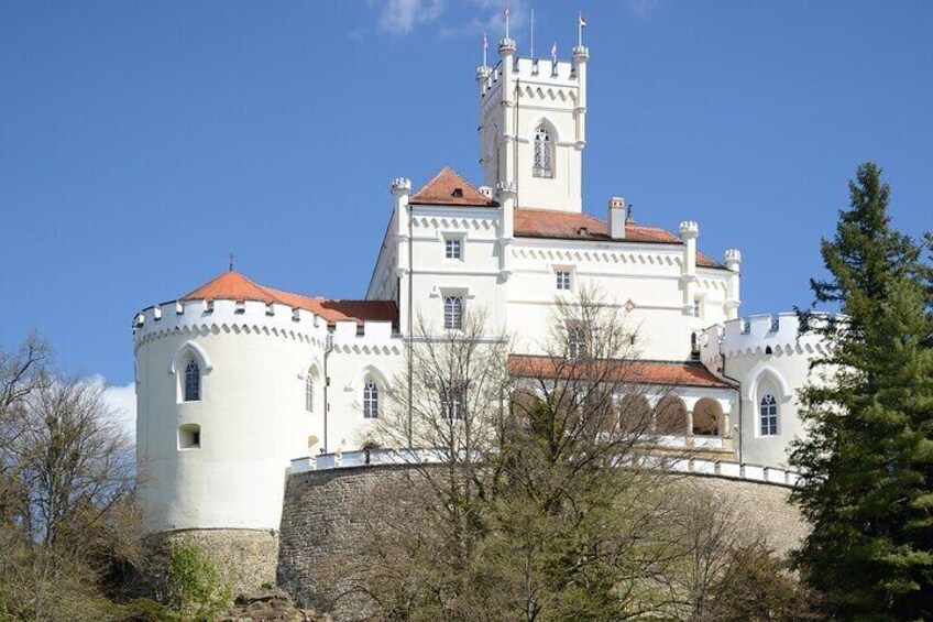 Private Varaždin and Trakošćan Castle Tour from Zagreb