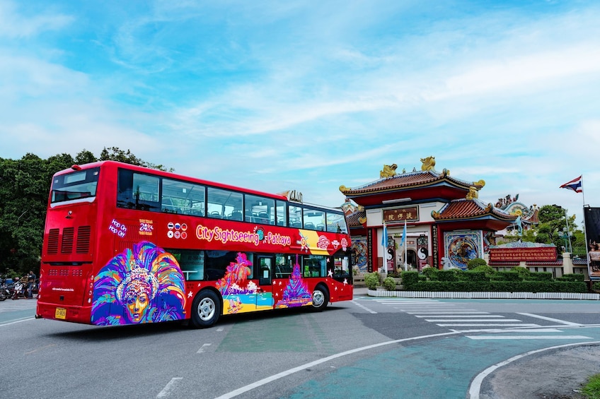 Pattaya Hop-On Hop-Off Bus Tour 