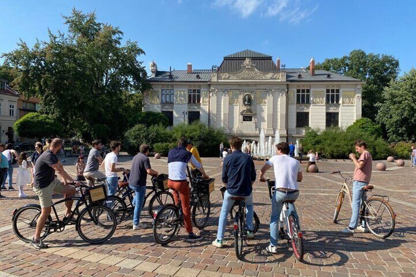 2 Hours Guided Bike Tour in Krakow