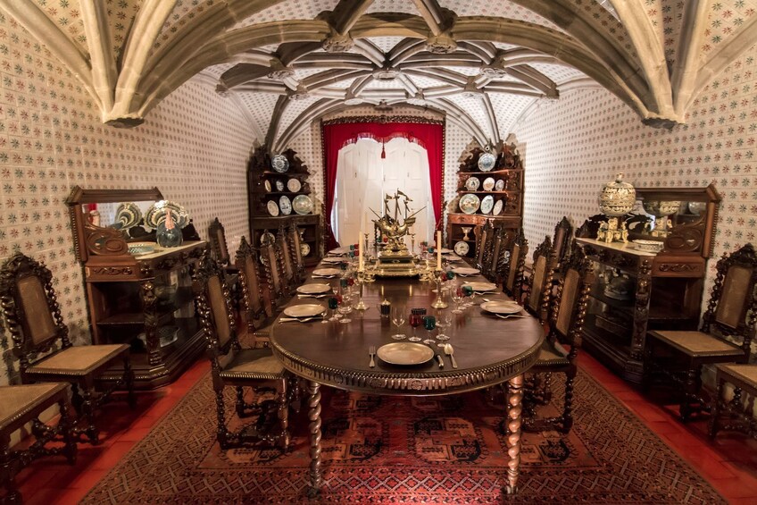 Pena Palace In-app Audio Tour: Walking in the Fairy Tale (without ticket)
