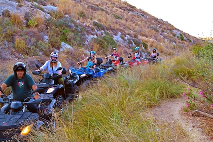 Kreta :5h Safari Heraklion med fyrhjuling, jeep, buggy och lunch