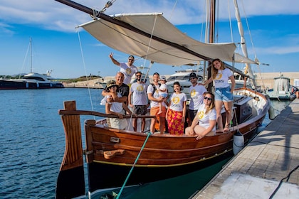 From Stintino: Sailing Trip to Asinara with Lunch